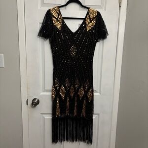 Black & Gold Flapper girl dress
